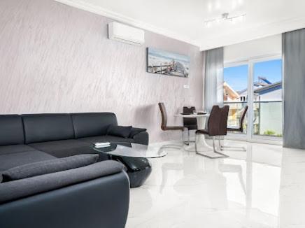 Luxury Apartments-la Dino Maky *