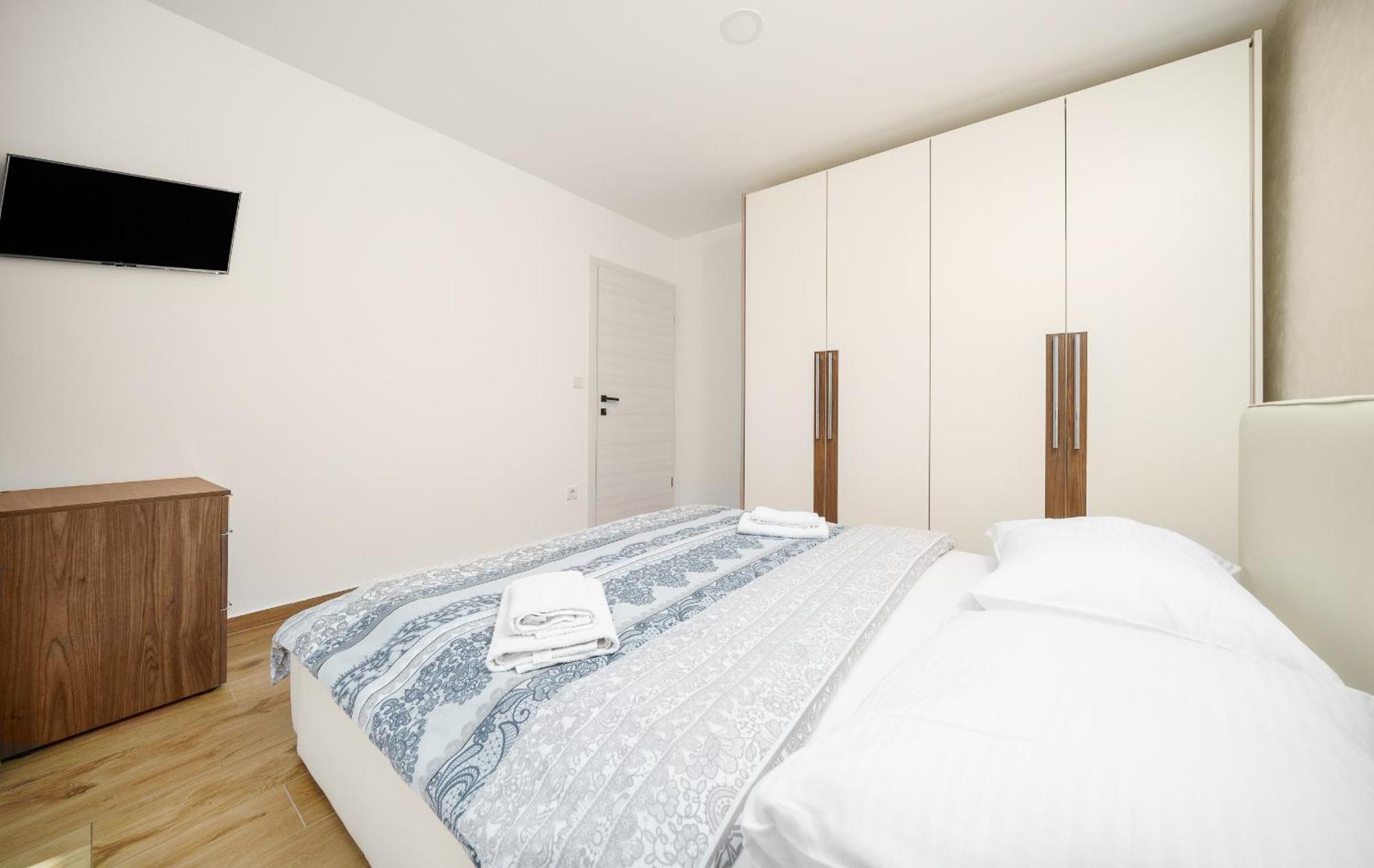 Apartamento Luxury Apartments-la Dino Maky *